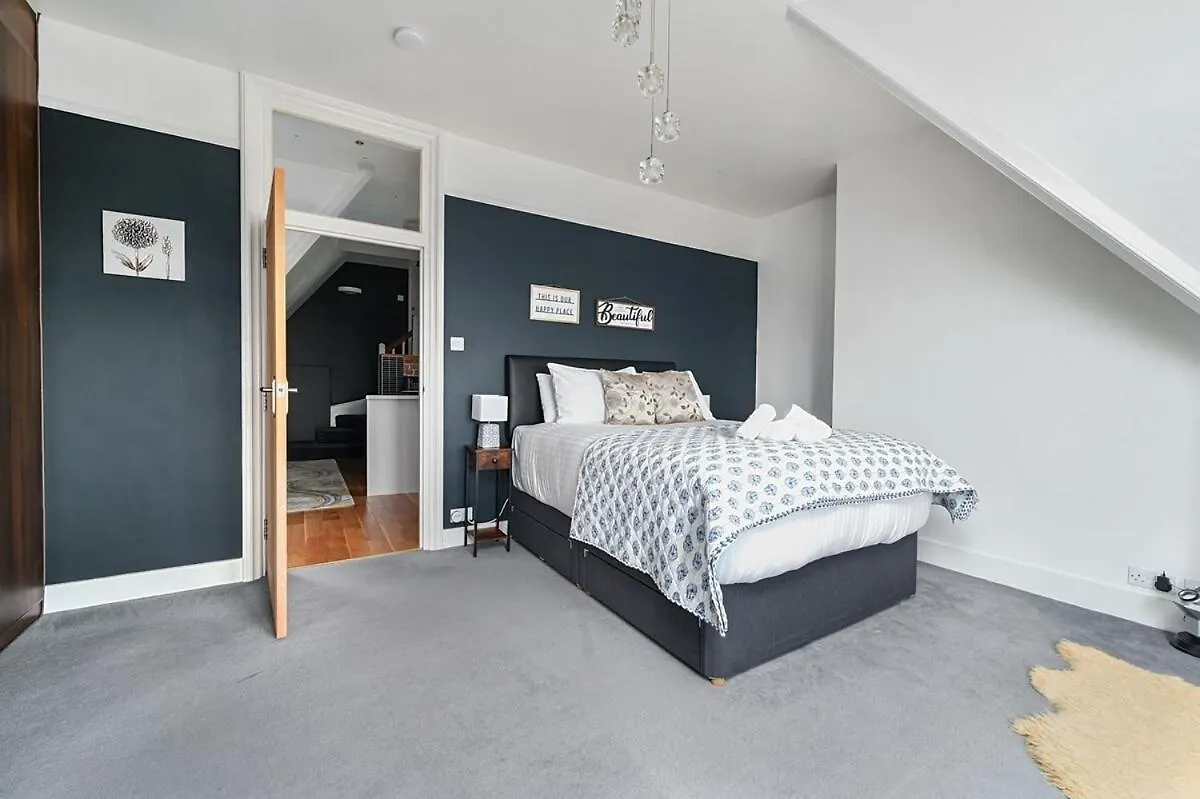 Host & Stay - The Cliff Greenhouse Hove 0*,  Regno Unito