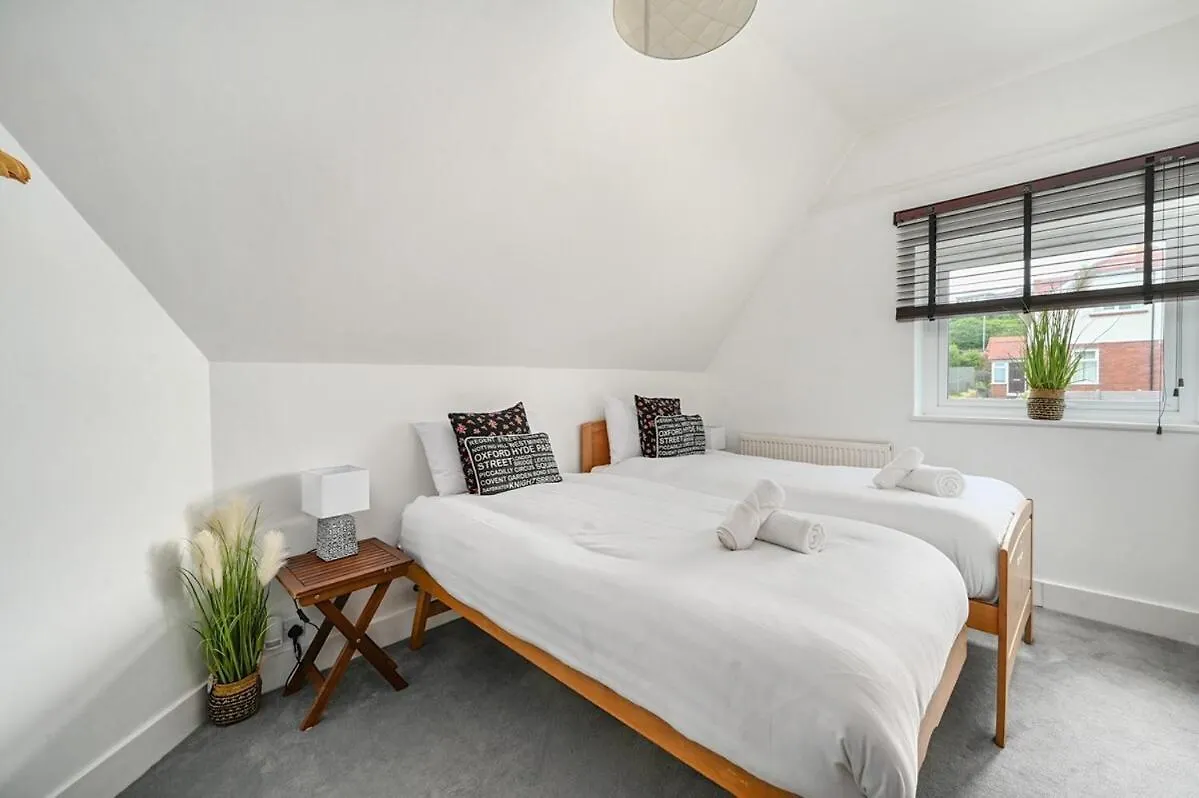 Host & Stay - The Cliff Greenhouse Brighton Apartment
