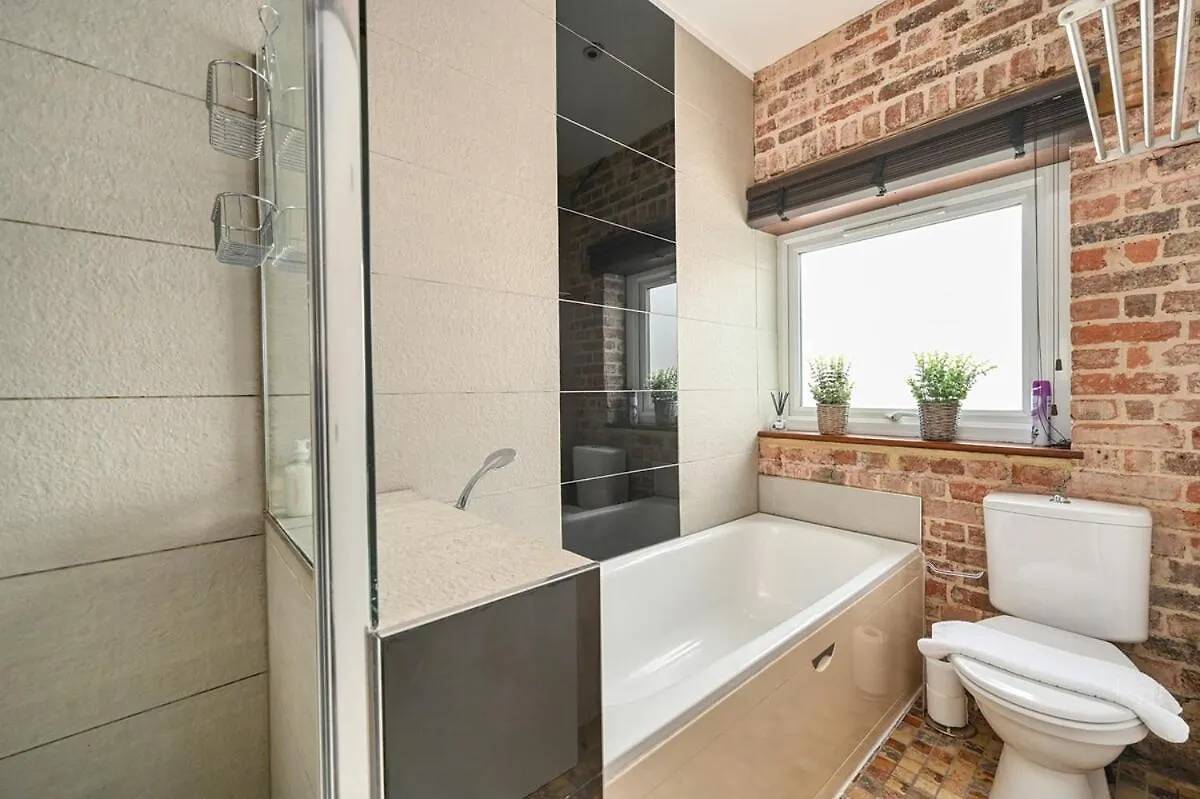Host & Stay - The Cliff Greenhouse Brighton Apartment